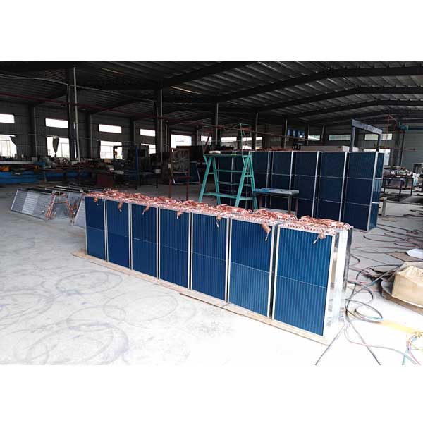 熱泵型風冷冷水機組冷凝器制作中